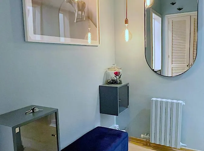 Abbott - 1 Min From The - 100m2 - Sleeps 8 * 锡切斯