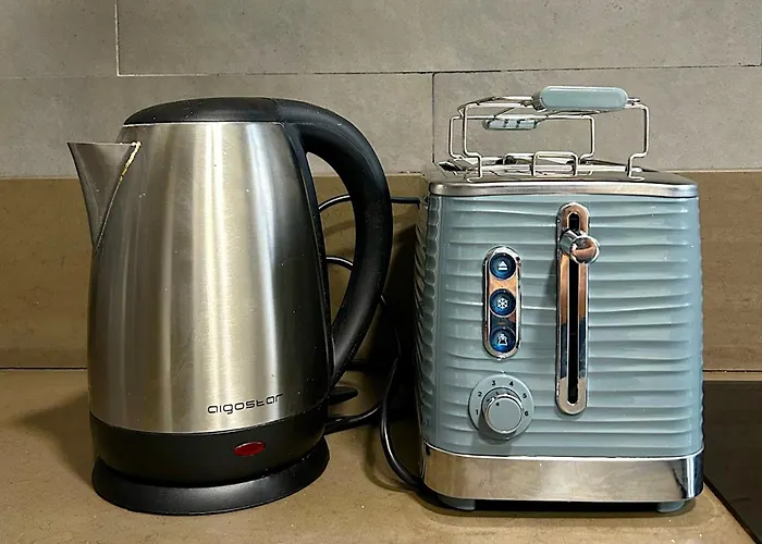 Abbott - 1 Min From The - 100m2 - Sleeps 8 Appartement *