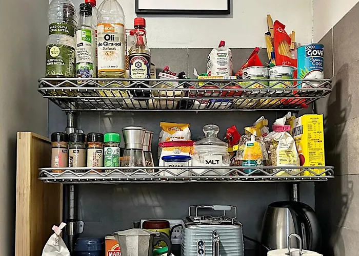 Abbott - 1 Min From The - 100m2 - Sleeps 8 Appartement