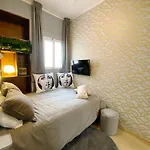 Abbott - 1 Min From The - 100m2 - Sleeps 8 Апартаменты *