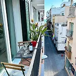Апартаменты Abbott - 1 Min From The - 100m2 - Sleeps 8 Сиджес