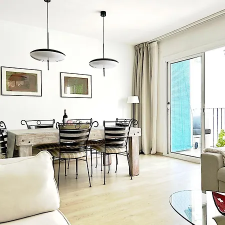 Abbott - 1 Min From The - 100m2 - Sleeps 8 Сиджес